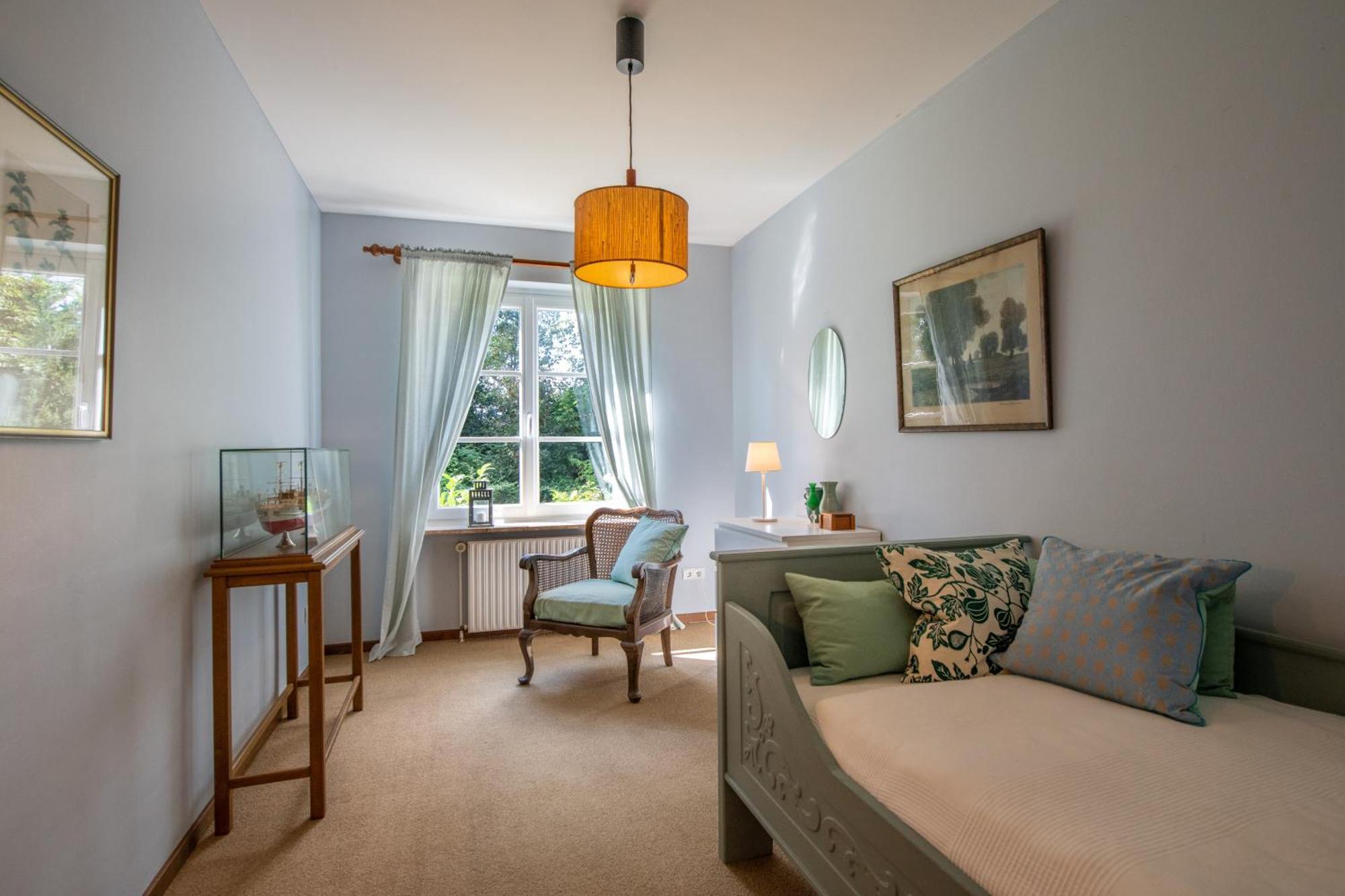Villa Reetdachhaus Eiderblick Breiholz Esterno foto