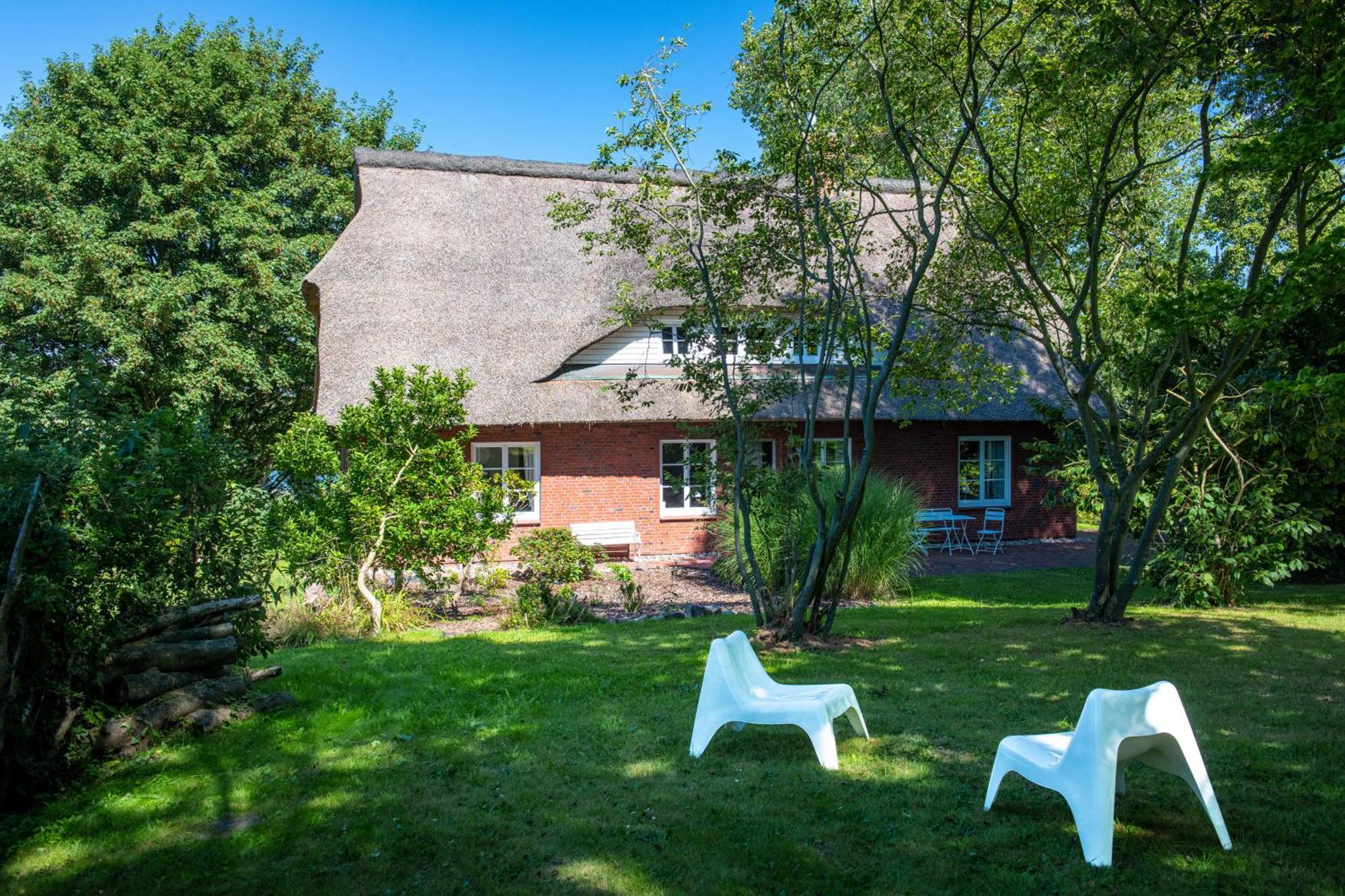 Villa Reetdachhaus Eiderblick Breiholz Esterno foto